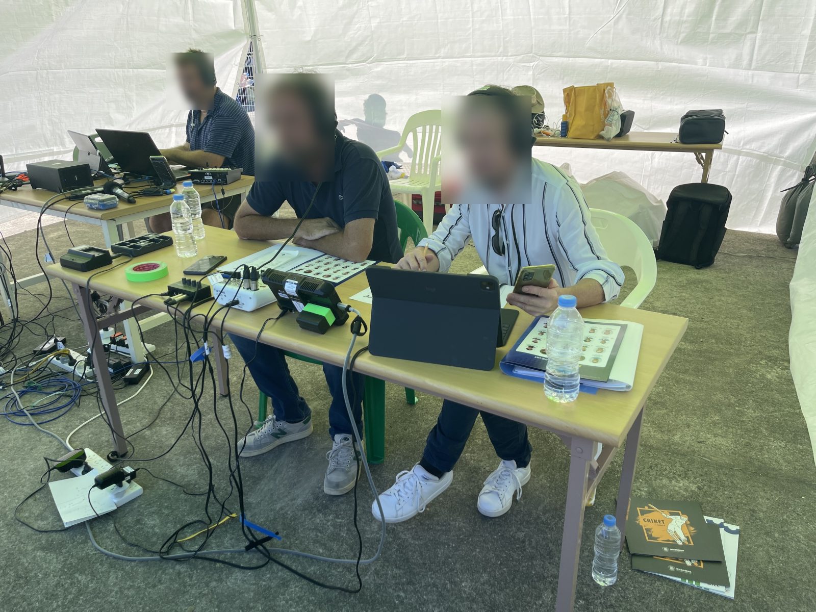 중계 · 오디오 감독 부스
